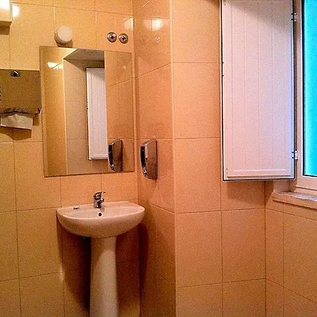 Norte בית הארחה 2*